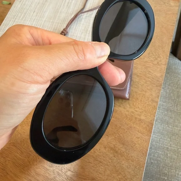 Celine Triomphe Black Sunglasses - Picture 7 of 12